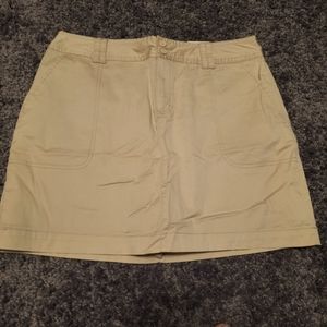 BRAND NEW!!! Women's ST. JOHN'S BAY Khaki Skort (Sz 14)